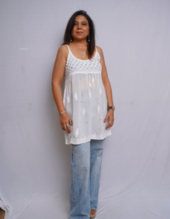 White Embroidered Short Kurta