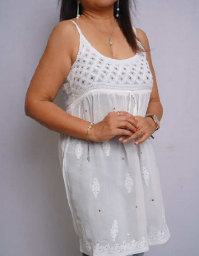 White Embroidered Short Kurta White Embroidered Short Kurta